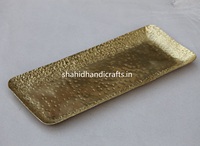 Dernier design moderne et traditionnel Plateau de cadeau en métal doré fait à la main Plateau de service décoratif en maille