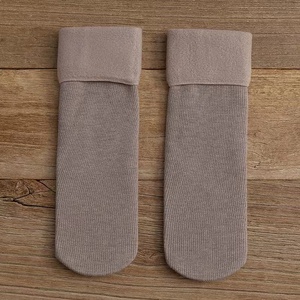 2025 nueva llegada calcetines atléticos de diseño personalizado haz tu propio diseño en calcetines casuales a precio barato - Product Image 5