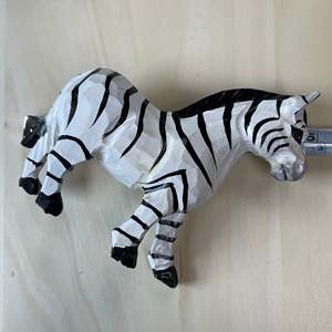 YEEYAYA scultura in legno fatta a mano statua Zebra e figurine di bambù e artigianato in legno per la decorazione della casa scolpito animali selvatici da Zoo - Product Image 2