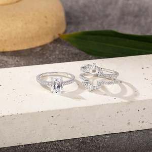 Ensemble de 2 bagues de mariage Jeulia Radiant Irregular Halo en argent sterling avec diamants - Product Image 6