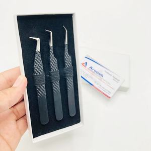 Pince à épiler diamantée en acier inoxydable de haute qualité 45 degrés 90 degrés pince à épiler noire pour l'extension de cils durable Durable - Product Image 6