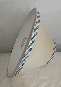 Abat-jour Empire moderne fait à la main personnalisé motifs de broderie plusieurs couleurs design léger écologique couvre lumière - Product Image 5