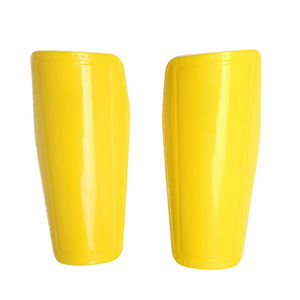 Espinillera de cuero con logotipo personalizado de alta calidad para entrenamiento de Kick Boxing Protección deportiva para adultos para uso en fútbol Logotipo impreso - Product Image 1