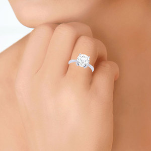 Anillo Solitario Clara de Plata de Ley 92.5 para Mujeres y Niñas, Chapado en Oro Blanco, con Circonita de Corte Brillante, para Compromiso - Product Image 2
