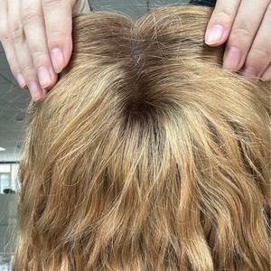 Venta al por mayor: Topper con cierre <span class=keywords><strong>de</strong></span> encaje 8x8, rubio miel personalizado, ondas profundas, cabello humano <span class=keywords><strong>de</strong></span> 24 pulgadas <span class=keywords><strong>de</strong></span> largo, ondas voluminosas. - Product Image 2