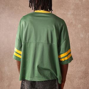 เสื้อเจอร์ซีย์อเมริกันฟุตบอลสไตล์เรโทรสตรีทแวร์สุดเทรนดี้ แบบครอป  ผ้าตาข่ายพิมพ์ลายแบบซับลิเมชั่น  ผ้าโพลีเอสเตอร์ 100% ระบายอากาศได้ดี - Product Image 3