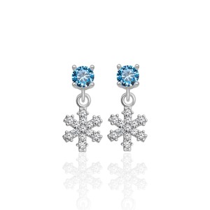 Pendientes de plata de ley 926 con circonita color aguamarina de 4 mm en forma de copo de nieve, recién llegados de Turquía. - Product Image 1