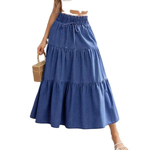 Jupe en denim de coton premium, design simple et sobre, couture de haute qualité, fabrication directe d'usine au Pakistan. - Product Image 6