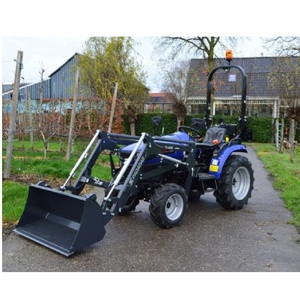 Tracteur utilitaire diesel compact et durable Farmtrac FT26M, petite machine agricole 4x4 pour la gestion des vergers et des serres - Product Image 6