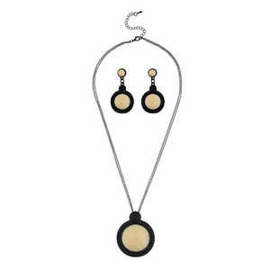 Urthn Classic Style Oxidised Plated Resin Stone Statement <b>Necklace</b> <b>Set</b> with Diamond and <b>Pearl</b> Earrings 1107103A Fine Jewelry - Product Image 1