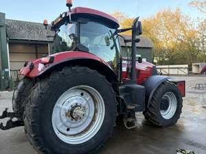 Tractor de Ruedas Puma 215 de 2013 con Motor de 80HP y Caja de Cambios con Bomba, Motor y Rodamientos en Venta - Product Image 2