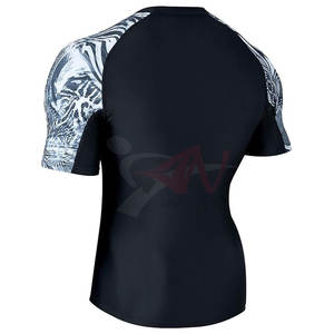 Rashguard de qualité supérieure à manches courtes, séchage rapide, extensible, idéal pour l'entraînement, le surf et la salle de sport - Product Image 3