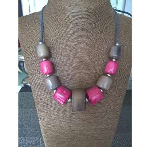 Designer Artisan Resin Crystal Statement <b>Necklace</b> for Women <b>fashion</b> <b>pendant</b> <b>necklaces</b> <b>fashion</b> jewelry <b>necklaces</b> - Product Image 3