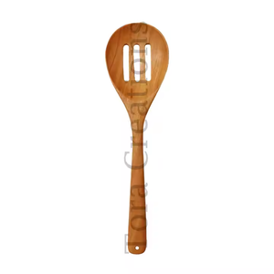 Cucharón ranurado de madera de neem hecho a mano sin químicos y seguro para alimentos para cocinar y servir utensilios de cocina multiusos - Product Image 1