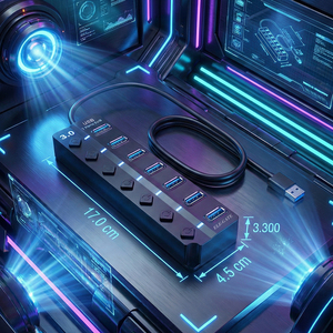 Hub USB 3.0 a 7 Porte con Interruttori Individuali, Velocità 5Gbps, Adattatore con Interfaccia SD per Trasferimento Dati e Ricarica del Computer - Product Image 1