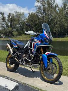 Honda Africa Twin DCT 2019 usada disponible - Product Image 2