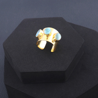 Bijoux de pierres précieuses de la terre naturelles trois pierres précieuses larimar délicats bague manchette réglable en laiton plaqué or jaune anneaux de déclaration à large bande