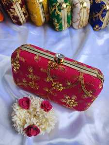 Combo de bolso de mano y bolsos de favor de boda Gajra Diwali regalo de dama de honor favores de boda paquistaníes Sling Bag para mujer - Product Image 5