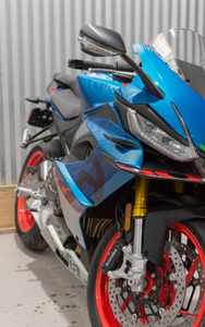 Motos 2026 Top commercial auction RS660 659cc 105HP 77.2kW 10 400 tr/min bicylindre, 4 soupapes par cylindre, prêtes à être expédiées - Product Image 3