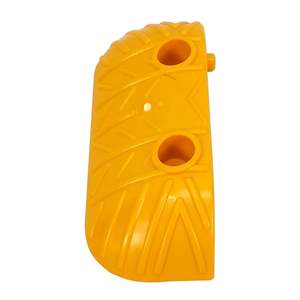 ฝาครอบกันชนความเร็วแบบคลาสสิกสำหรับถนน ทำจากพลาสติก ขนาด 25 x 10 x 5 ซม. - Product Image 3