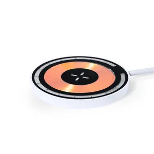 Caricatore Wireless Personalizzato Andrew da 15W, Gadget USB Promozionale - Product Image 1