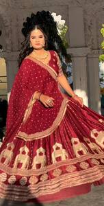 Nuevo Lanzamiento: Lehenga Choli Dupatta Tradicional para Bodas, Chifón Pesado de Seda de Secado Rápido, RADHE EXPORT para Fiestas y Eventos en India - Product Image 3