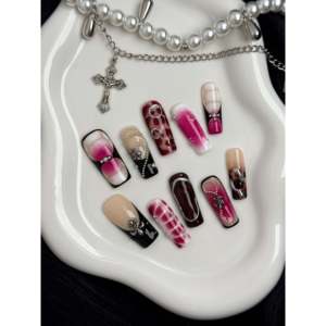 Velvet Dominion Press-On Nail Art: Elegante design in velluto per un look alla moda - Product Image 3