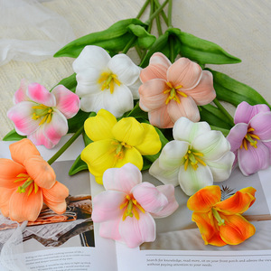 Fleurs artificielles Tulipes ouvertes Décoration de <span class=keywords><strong>mariage</strong></span> Imprimées en 3D Accessoire de photographie de bureau Thème <span class=keywords><strong>mariage</strong></span> Eucalyptus Hortensias - Product Image 4