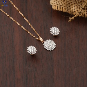 0.871 TDW colgante y pendiente de diamante de corte brillante redondo con cadena 18K oro rosa certificado/Joyería de diamantes no certificada - Product Image 1