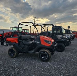 2024 Kubota LX4020HSDn Mini Tractor. - Product Image 5