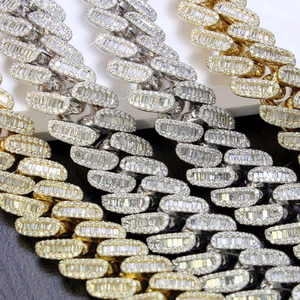 สร้อยคิวบาลิงค์จากโรงงานโดยตรง พร้อมสร้อยคอแฟชั่นดีไซน์หรูหรา จากซัพพลายเออร์อินเดีย - Product Image 1