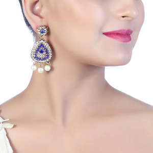 Vivant 1102321 Conjunto de joyería fina Collar chapado en oro con Maang Tikka Elegante y elegante - Product Image 1