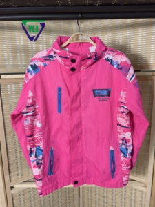 बाल सर्दियों के खेल में बच्चों के लिए कपड़े पहनते हैं - Product Image 4