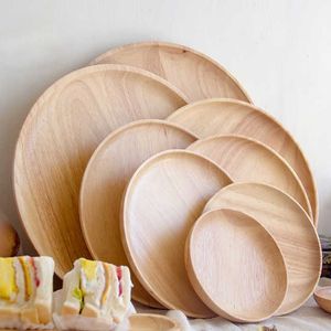 Plateau de service en bois idéal pour les murs de cuisine décoratifs comme accessoire de décoration intérieure rustique et fonctionnel - Product Image 1