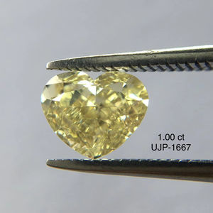 เพชรทรงหลวมจากอินเดียรูปทรงหัวใจสีเหลืองอ่อนแฟนซีมีขนาด1.00กะรัต VVS2ใส100% - Product Image 1