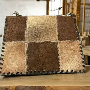 Sac à main en cuir de vache décontracté fait à la main pour filles avec imprimé animal élégant fermeture à glissière sac fourre-tout de luxe - Product Image 6