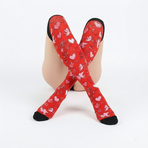 Chaussettes sexy et romantiques pour femmes, chaussettes imprimées numériquement au-dessus du genou, cadeau de la Saint-Valentin, chaussettes hautes à motif cœur pour femmes, OEM ODM - Product Image 3