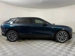 (EF) 2024 LYRIQ Sport avec 1SJ d'occasion - Product Image 3