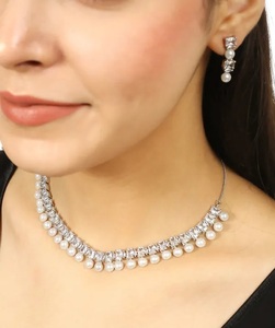 Collar clásico indio de calidad superior para mujer, resplandor blanco, Zirconia cúbica americana, Diamante plateado, bodas, moda - Product Image 1