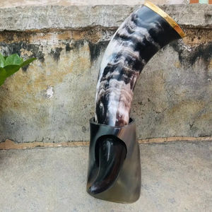 แก้วน้ำทำมือคุณภาพสูงจากเขาควายสไตล์ไวกิ้งสมัยใหม่ ป้องกันการรั่วซึม เป็นมิตรกับสิ่งแวดล้อม ราคาโรงงานโดยตรง 100% ธรรมชาติ ใช้ดื่มได้ - Product Image 1