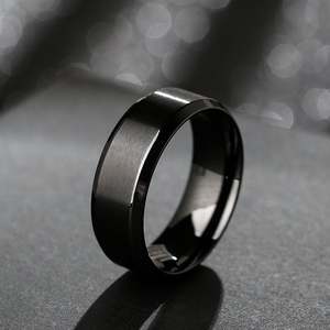 Jeulia <b>Black</b> <b>Titanium</b> Steel Men's Geometric Engagement <b>Ring</b> - Product Image 6