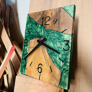 Handcrafted Epoxy Resin Quartz Needle Display <b>Modern</b> Decorative <b>Wall</b> <b>Clock</b> for Interior Decoration - Product Image 1