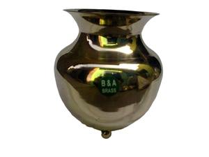 Lota ML en laiton de haute qualité avec finition polie brillante dorée pour les temples et les églises pour les célébrations de Diwali. - Product Image 6