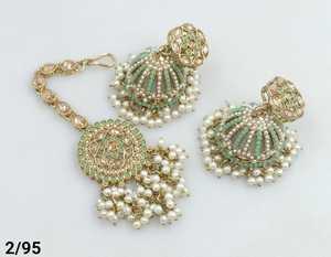 Antique Indian Jewelry Designer Jewelry Beautiful High Gold Polish Beautiful Cluster Pearls Antique <b>Jhumka</b> <b>Earring</b> Mangttika Set - Product Image 4