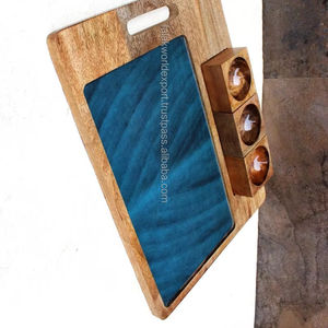 Tablero de madera de acacia para servir, bandeja de madera para servir con asa, tablero de queso, tablas de madera para comida de Falak World Export - Product Image 1