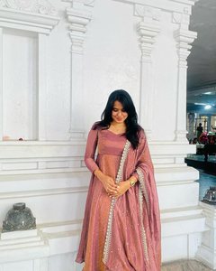 Vestido Largo Vintage de Gasa con Bordado de Lentejuelas y Dupatta, Cintura Natural, Color Cielo - Product Image 6