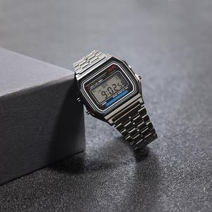 นาฬิกาควอตซ์แฟชั่นขายดี สไตล์เรโทร <span class=keywords><strong>F91W</strong></span> นาฬิกาดิจิตอลทรงเหลี่ยม ฟังก์ชั่นหลากหลาย กันน้ำ นาฬิกาสปอร์ตสำหรับผู้ชายและนักเรียน - Product Image 3