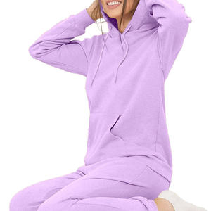 Survêtement élégant pour femmes Ensemble deux pièces confortable Idéal pour le sport Fitness Yoga et tenue décontractée Parfait pour un style de vie actif - Product Image 4