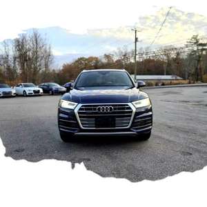 Venta al por Mayor de Audi Q5 Quattro Premium Plus 2018 Usado, SUV de 4 Puertas, Asientos de Cuero, Cámara Trasera, Volante a la Izquierda, Techo Corredizo, Faros LED 8 - Product Image 1
