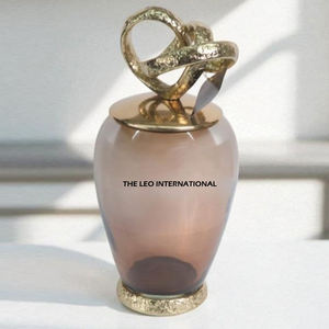 Nuevo tarro de jengibre de aluminio de mesa moderno más lujoso con tapa dorada para decoración del hogar y centro de mesa - Product Image 1